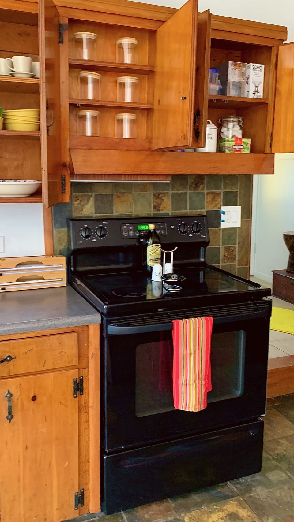 Black Thermal Top Electric Stove