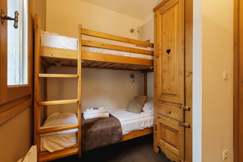 Second bedroom