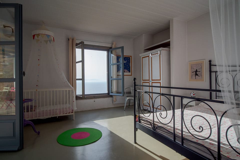 Bedroom with Baby crib