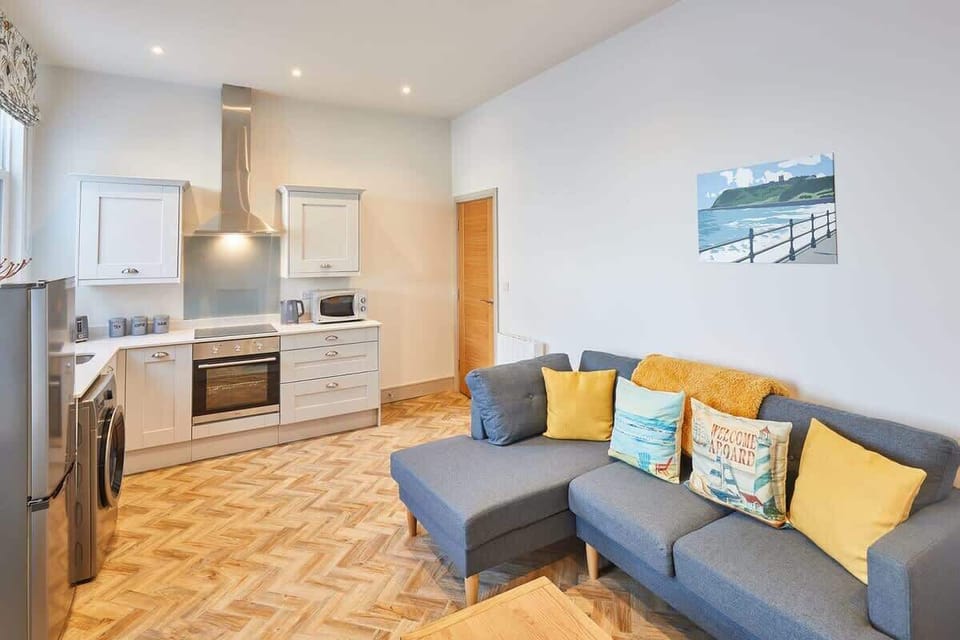 2 Maritime Apartments, Scarborough - Host & Stay
