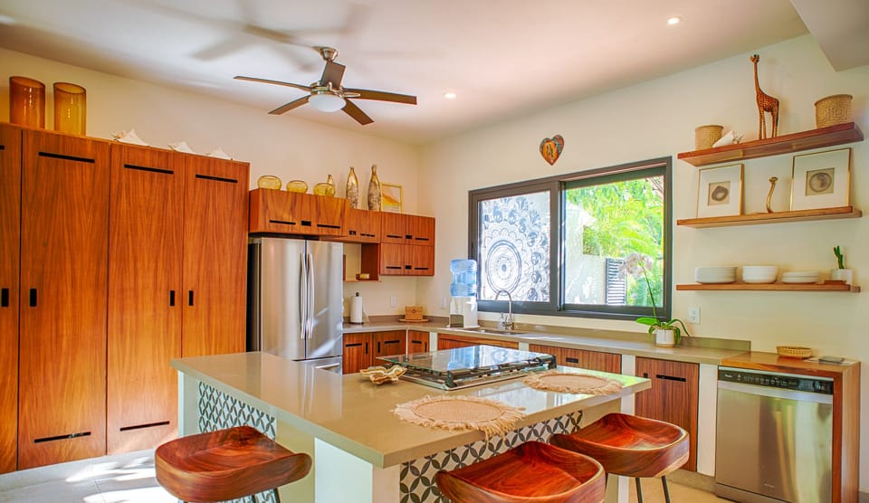 Kitchen with a breakfast bar