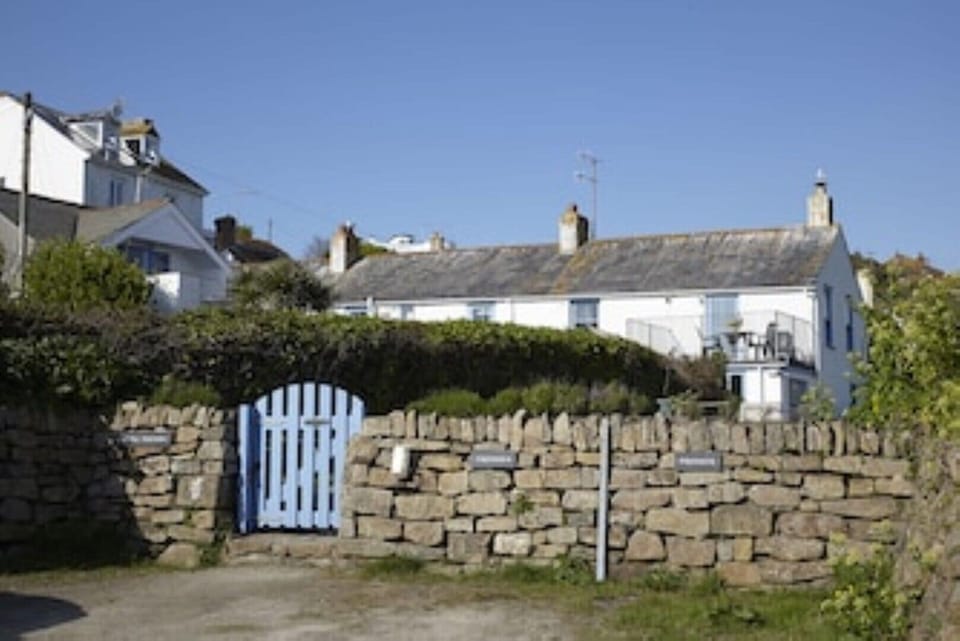 Car park space for car 