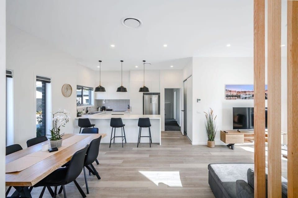 Modern furnishing include a 7 piece dining suite