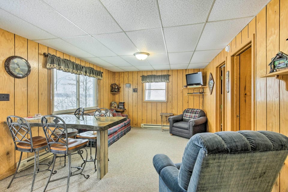 Marenisco Vacation Rental | 3BR | 1BA | 3 Steps Required for Entry | 600 Sq Ft