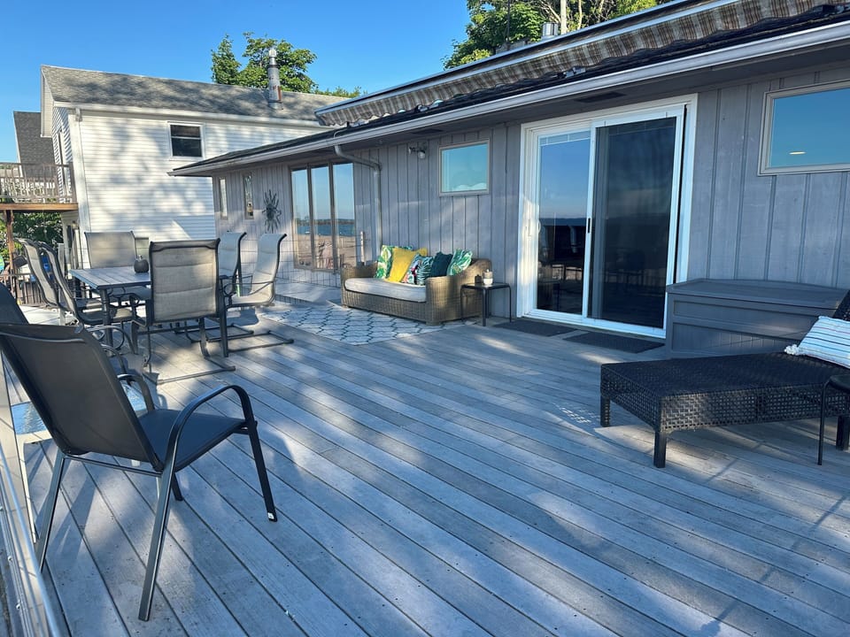 Deck on beachfront side of house 