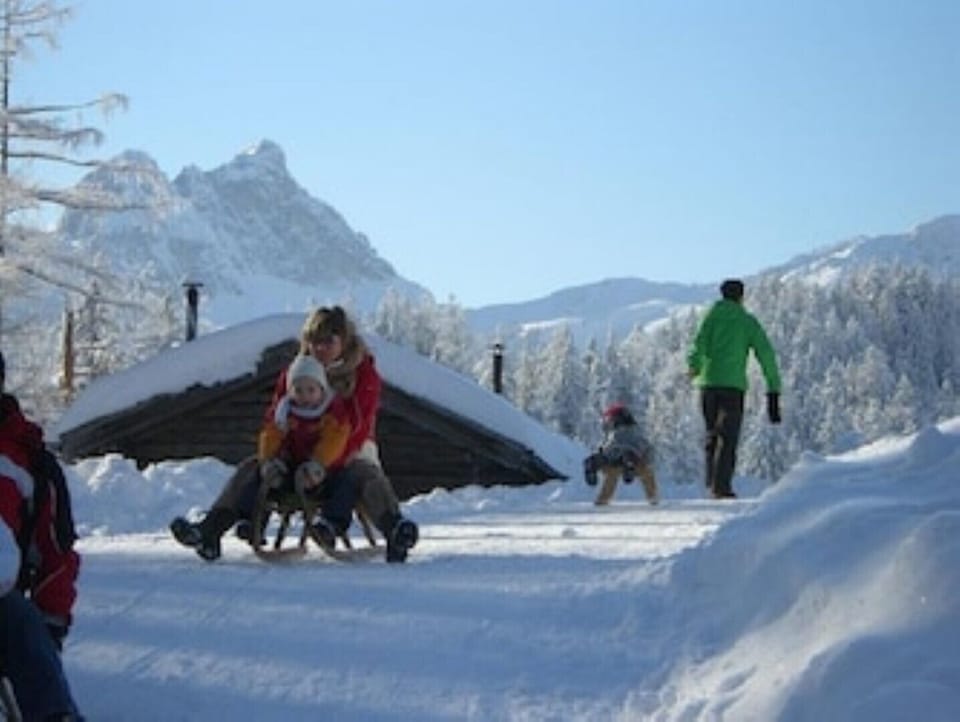 Snow and ski sports