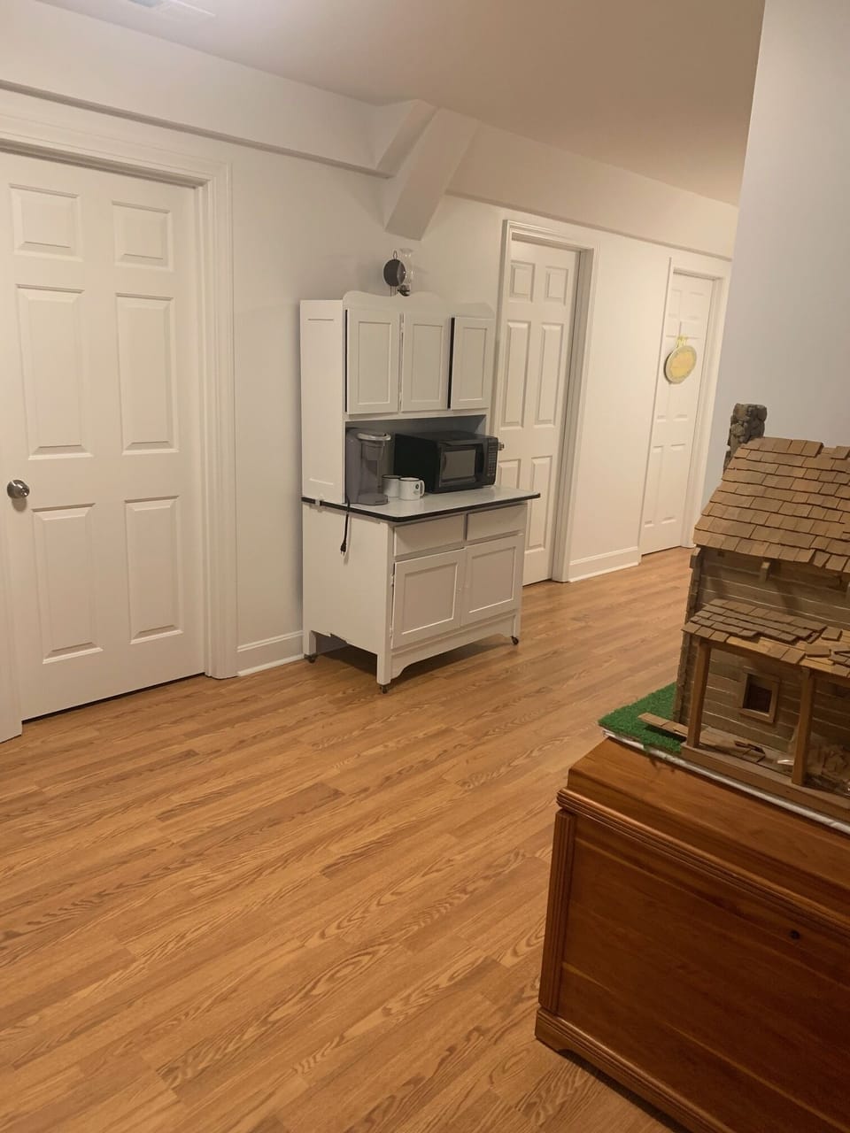 Kitchenette in basement
