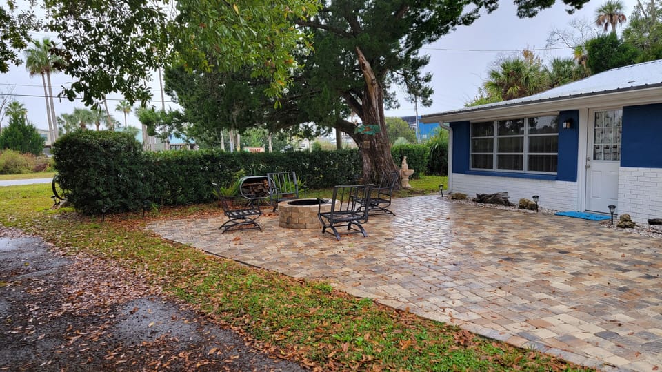 A Patio to Relax at the River