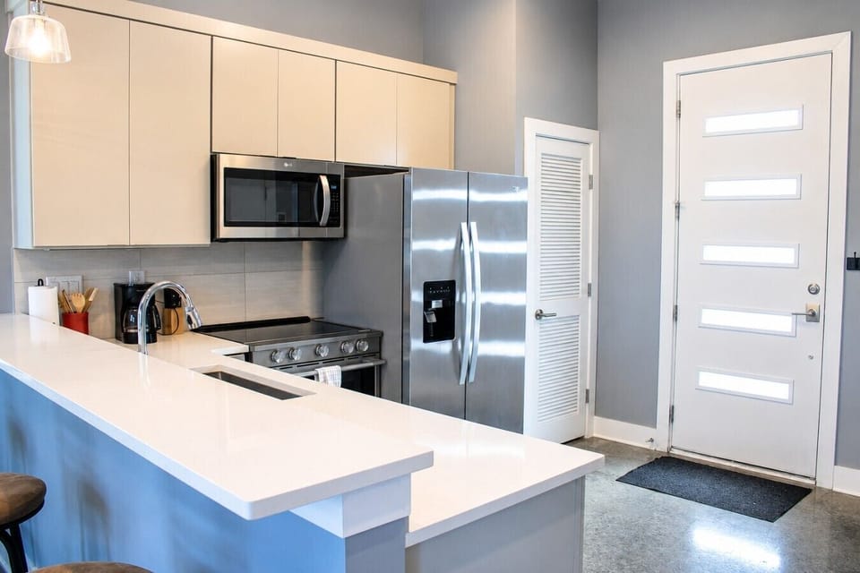 2515 -Kitchen
