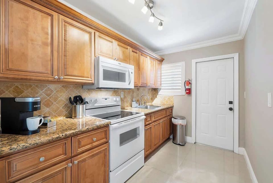 The kitchen is fully stocked with everything you need to make and enjoy a gourmet meal. We provide coffee, tea, sweeteners and creamers so you can start your morning right!