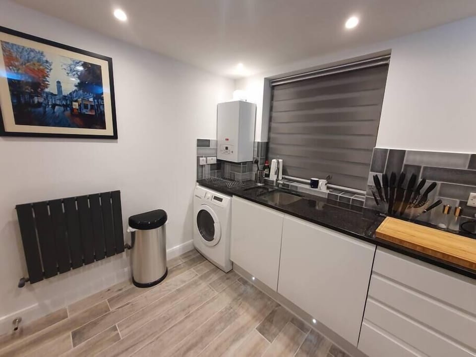 Washer/dryer at your disposal