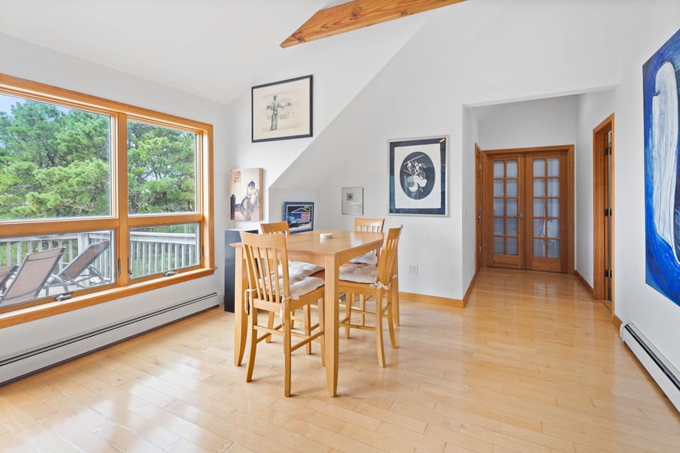 Second floor dining area