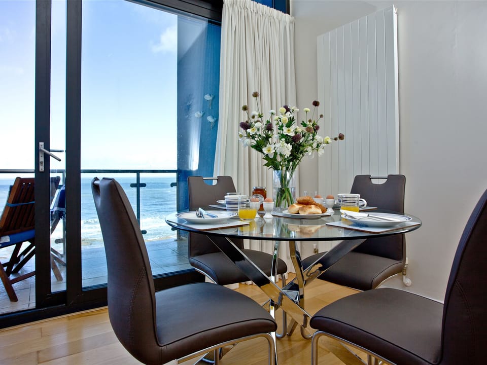 Attractive dining area | Bliss - Horizon View, Westward Ho!