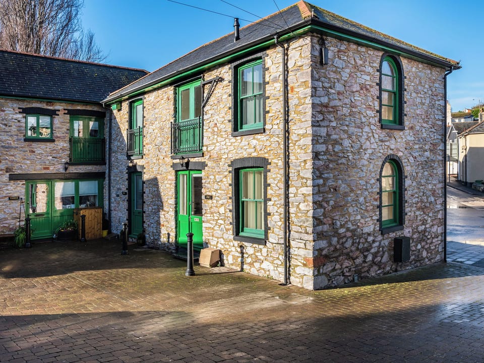 Characterful holiday home | Gemstone Cottage, Brixham