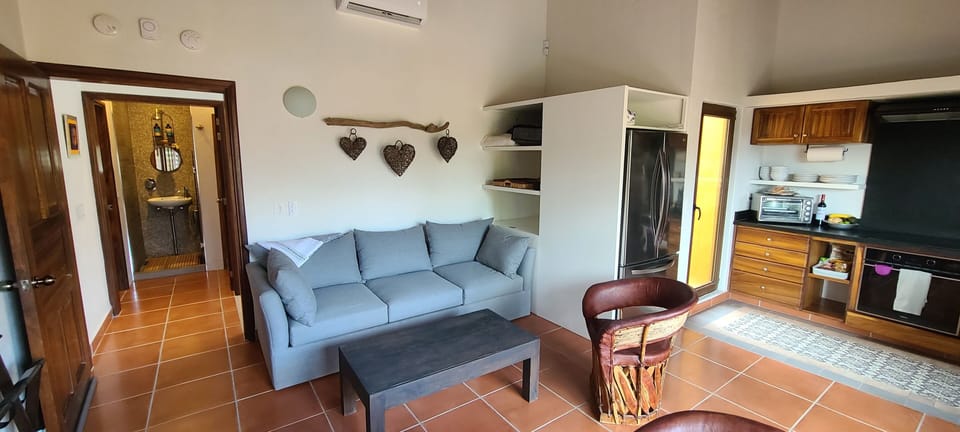 Upper level living space, bright and airy. 