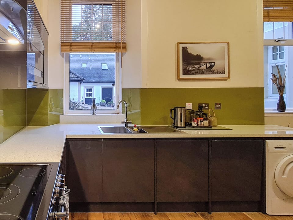 Kitchen | Lochside House - Lochside Holidays, Stronachlachar