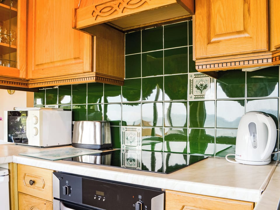 Kitchen | The Chalet - Hunmanby Gap Cottages, Hunmanby Gap, near Filey