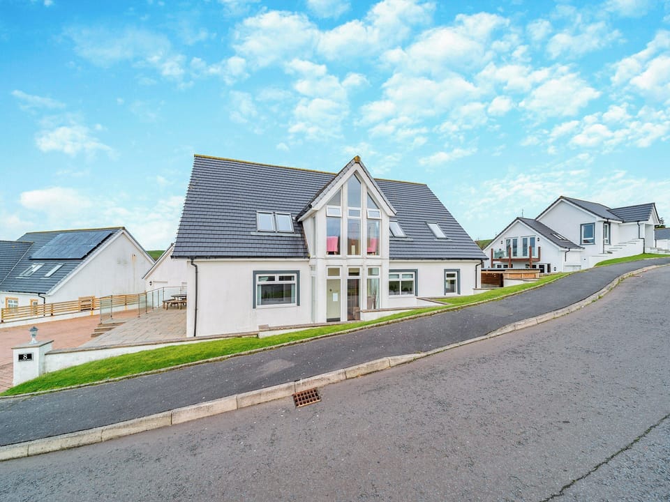 Exquisitely presented detached holiday home | 8 Military Drive - Military Drive, Portpatrick, near Stranraer