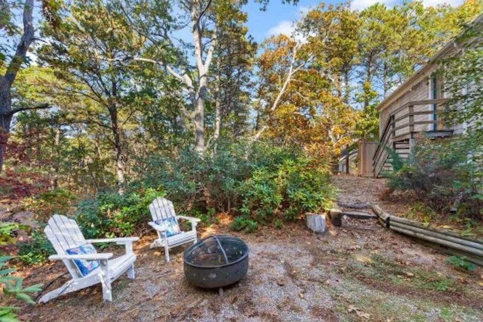 Fire pit to enjoy smores with the family 