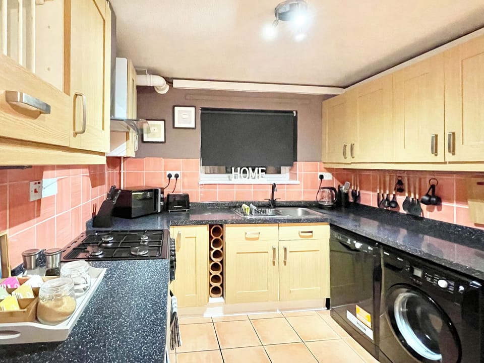 Kitchen | Phoenix House, Ashford