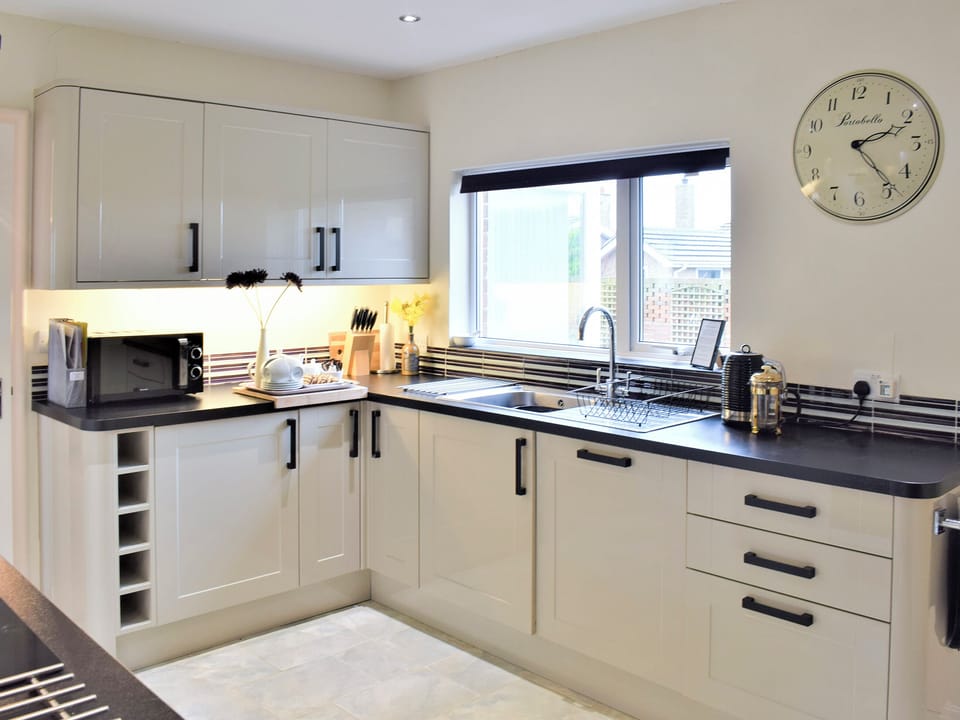 Kitchen | Merrywind, Beadnell