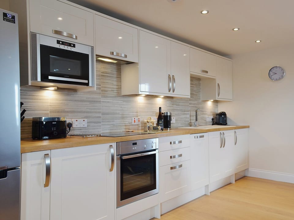 Kitchen | Creagan Na Mara, Minish near Lochmaddy, Isle of North Uist