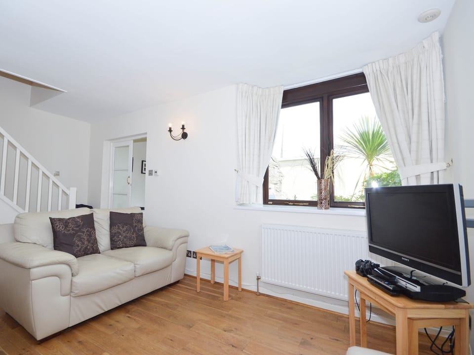 Living area | 7 Torwood Gables - Torwood Gables, Torquay