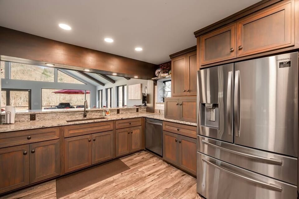 Fully stocked kitchen