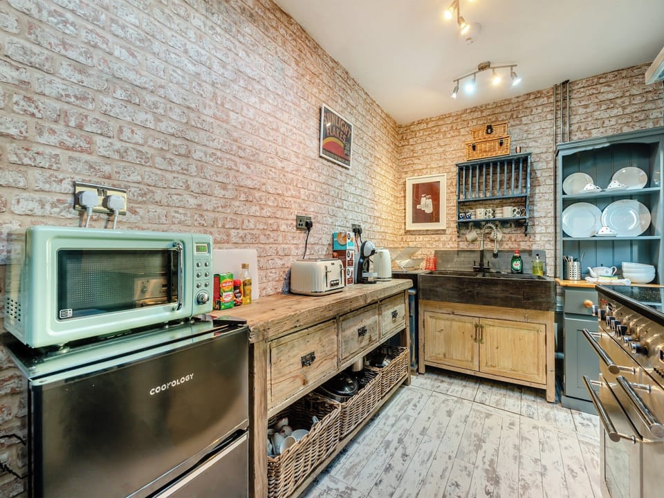 Kitchen area | Tegfan, Ffos-y-ffin, near Aberaeron