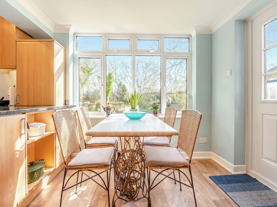 Delightful kitchen and informal dining area | Arnewood Corner, Sway, near Lymington