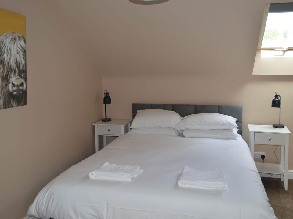 Double bedroom | The Farmhouse - Home Farm, Dunragit, near Stranraer