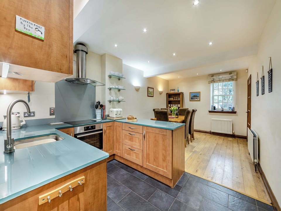 Kitchen | Puffin Cottage - Bayside and Puffin Holidays, Bamburgh