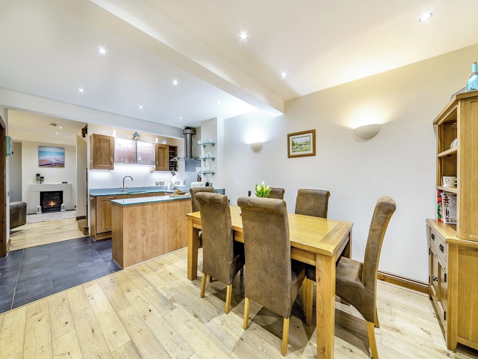 Kitchen/diner | Puffin Cottage - Bayside and Puffin Holidays, Bamburgh