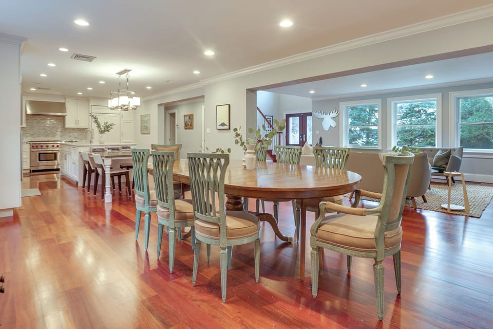 Dining Area | Dishware & Flatware | Main Level