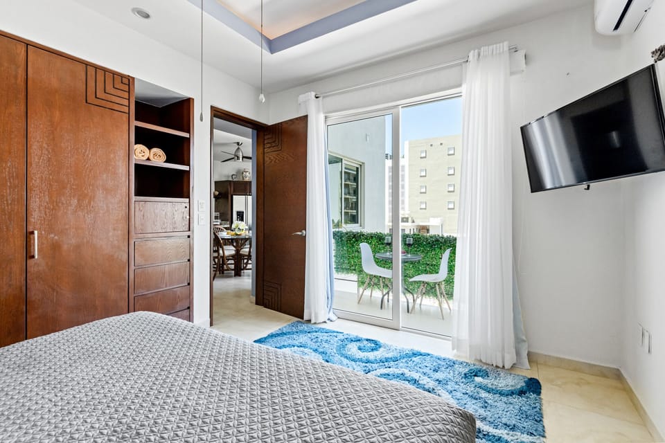 Condo - Image 17