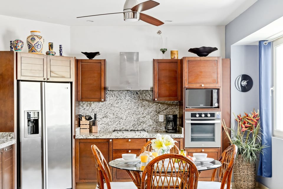 Condo - Image 6