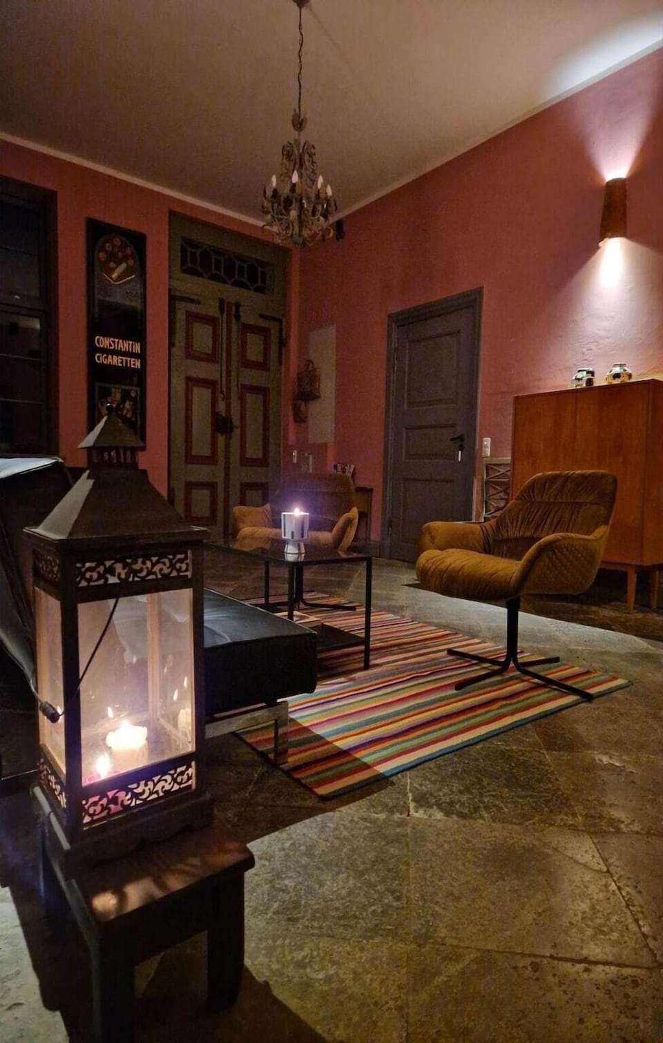 Entrance / Reception