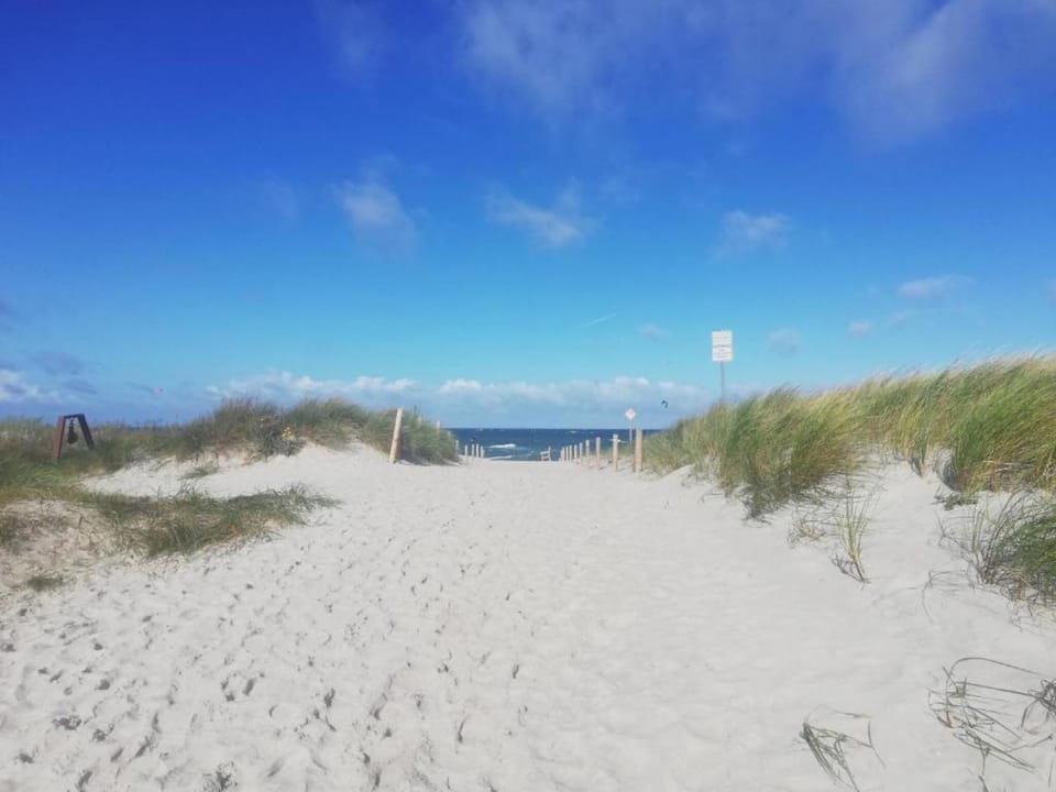Region [summer] (>5 km)