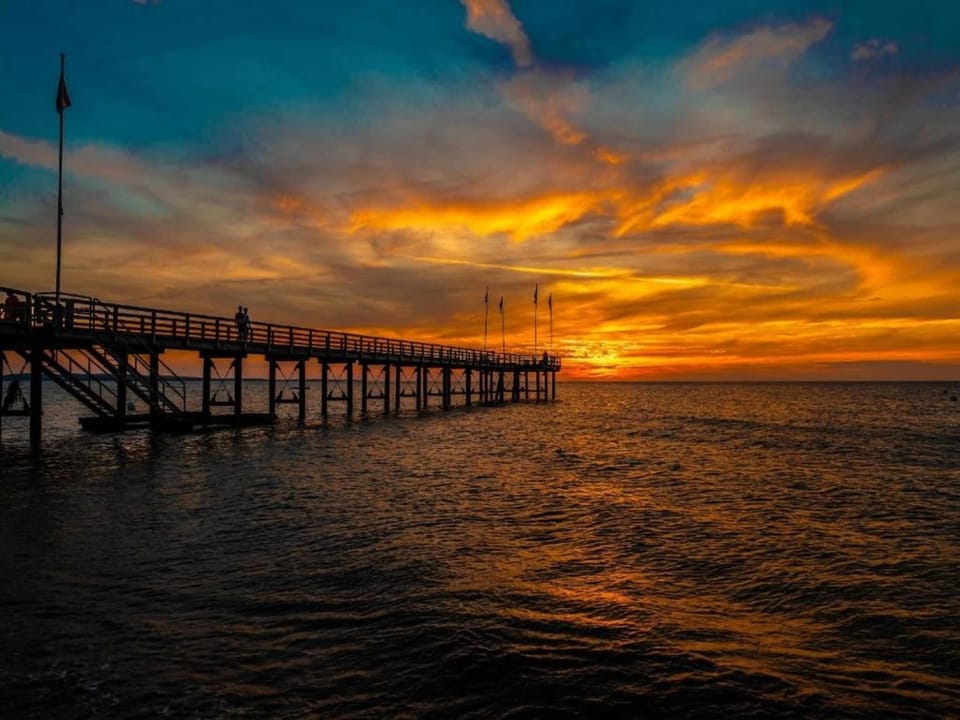 Region [summer] (>5 km)