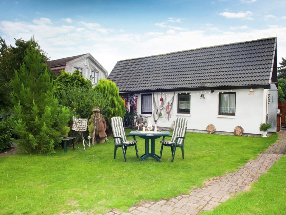 Holiday Home Exterior [summer]
