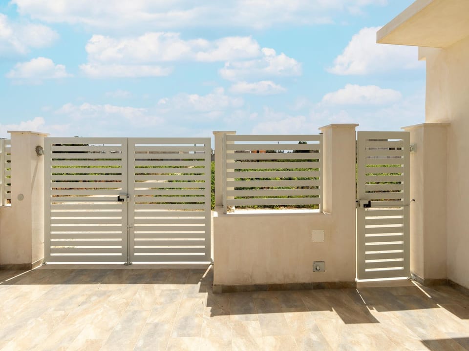Entrance / Reception