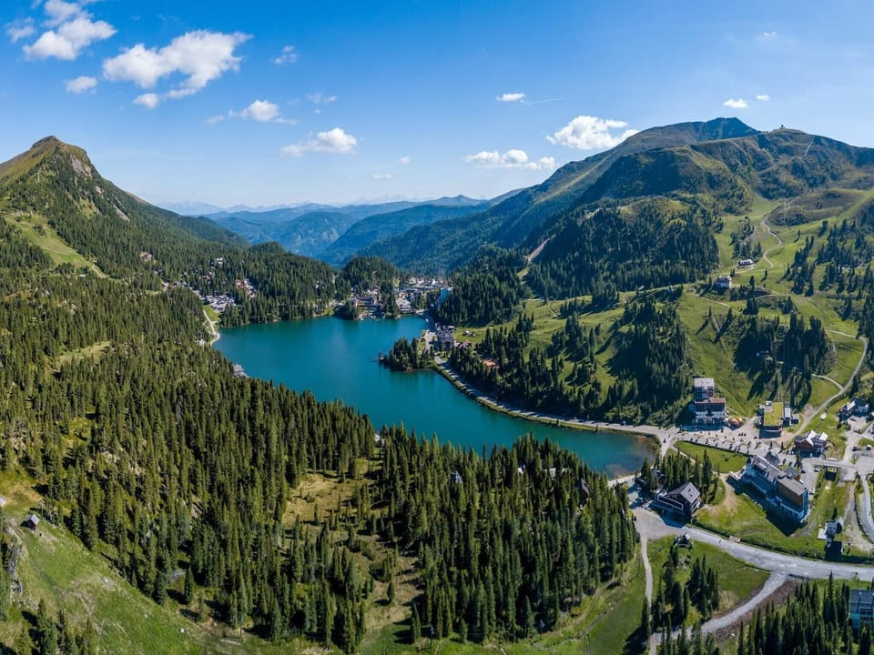 Surroundings [summer] (1-5 km)