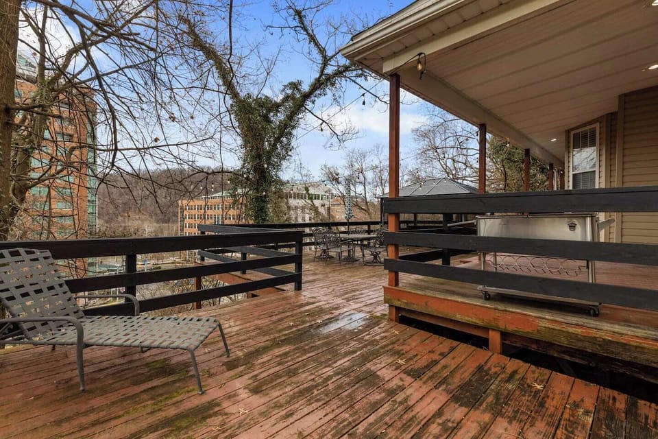 Deck