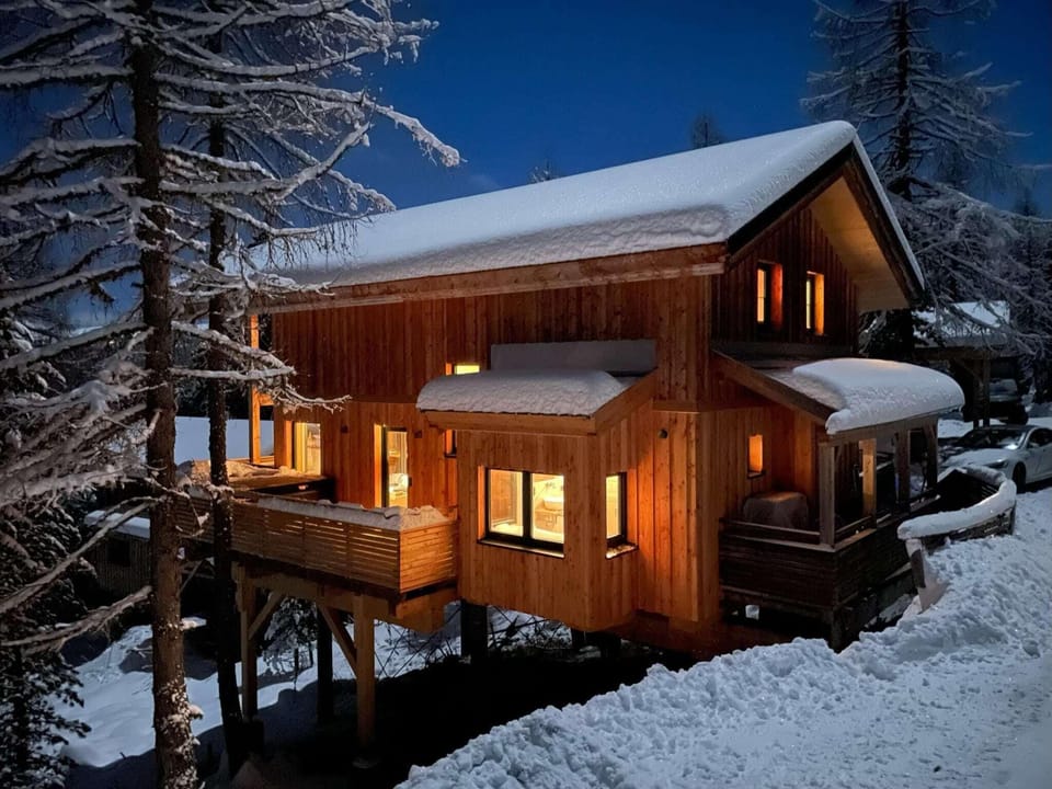 Holiday Home Exterior [winter]