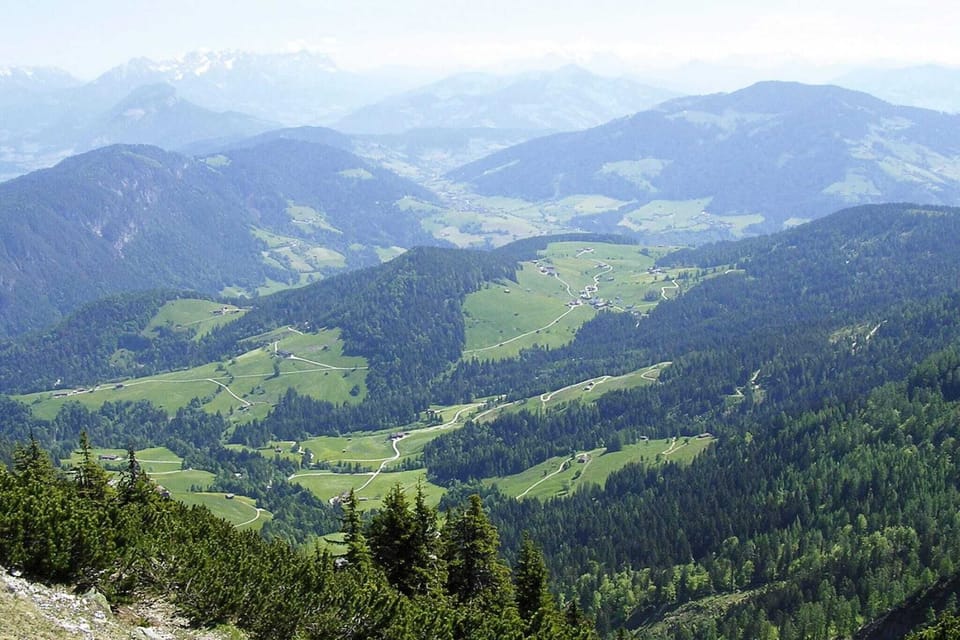 Surroundings [summer] (1-5 km)