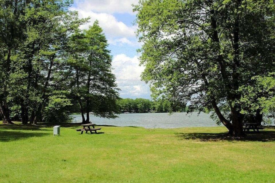 Surroundings [summer] (1-5 km)