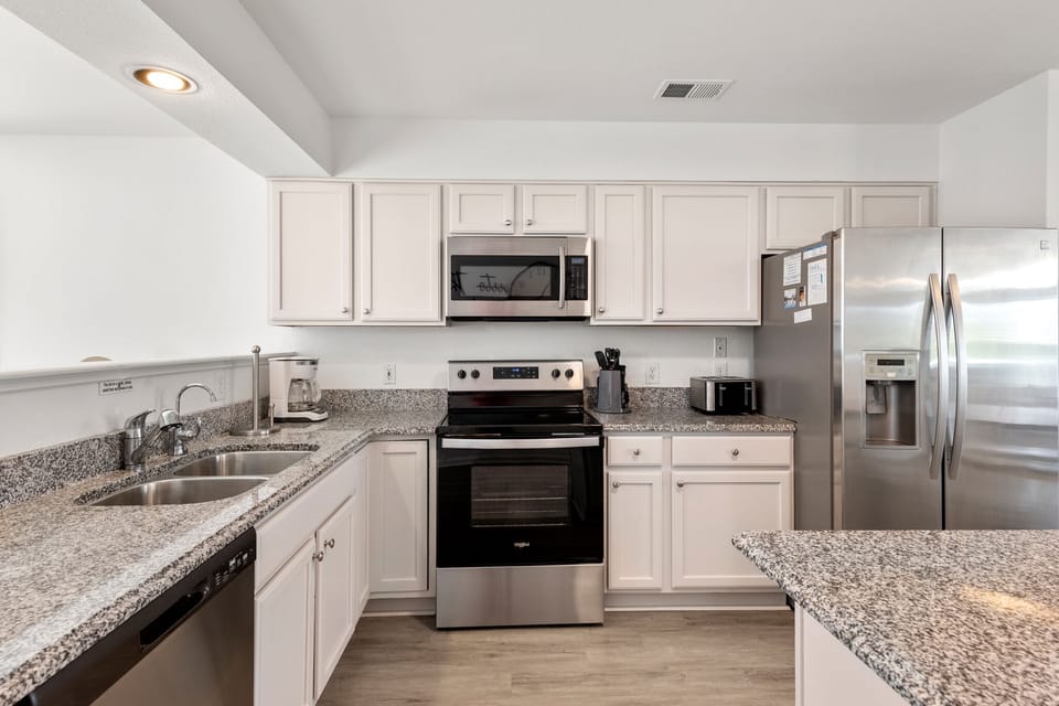 DU701: Dolphin Dunes | Top Level Kitchen