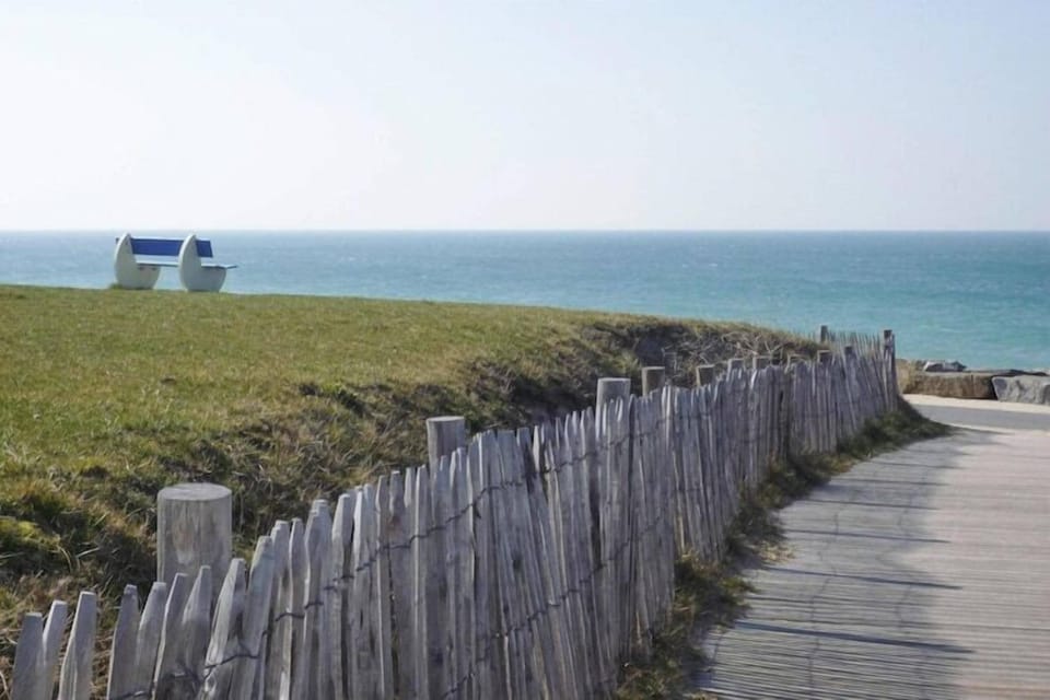 Surroundings [summer] (1-5 km)