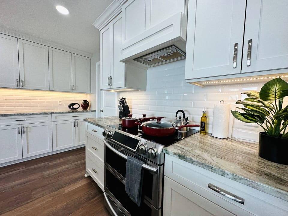 Kitchen- fully stocked, all new, double oven, smart fridge with ice ball maker