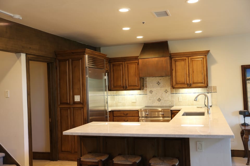 Indoors, Flooring, Floor, Sink Faucet, Sink